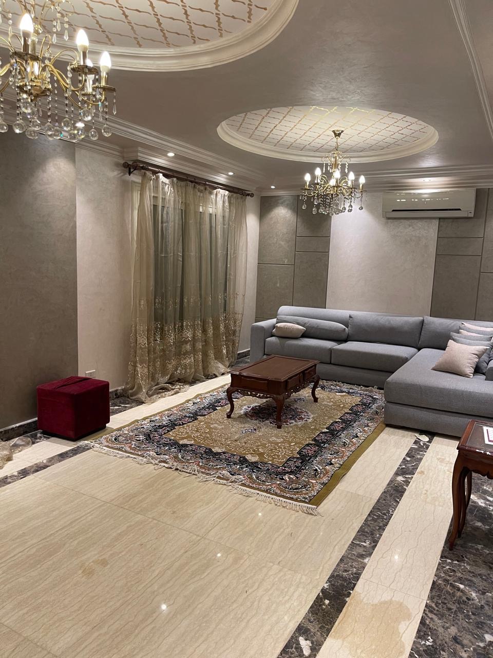 شقة في مدينتي 146 م2 للإيجار مفروش بحري على حديقة تشطيب هاي لوكس 30,000 ج 