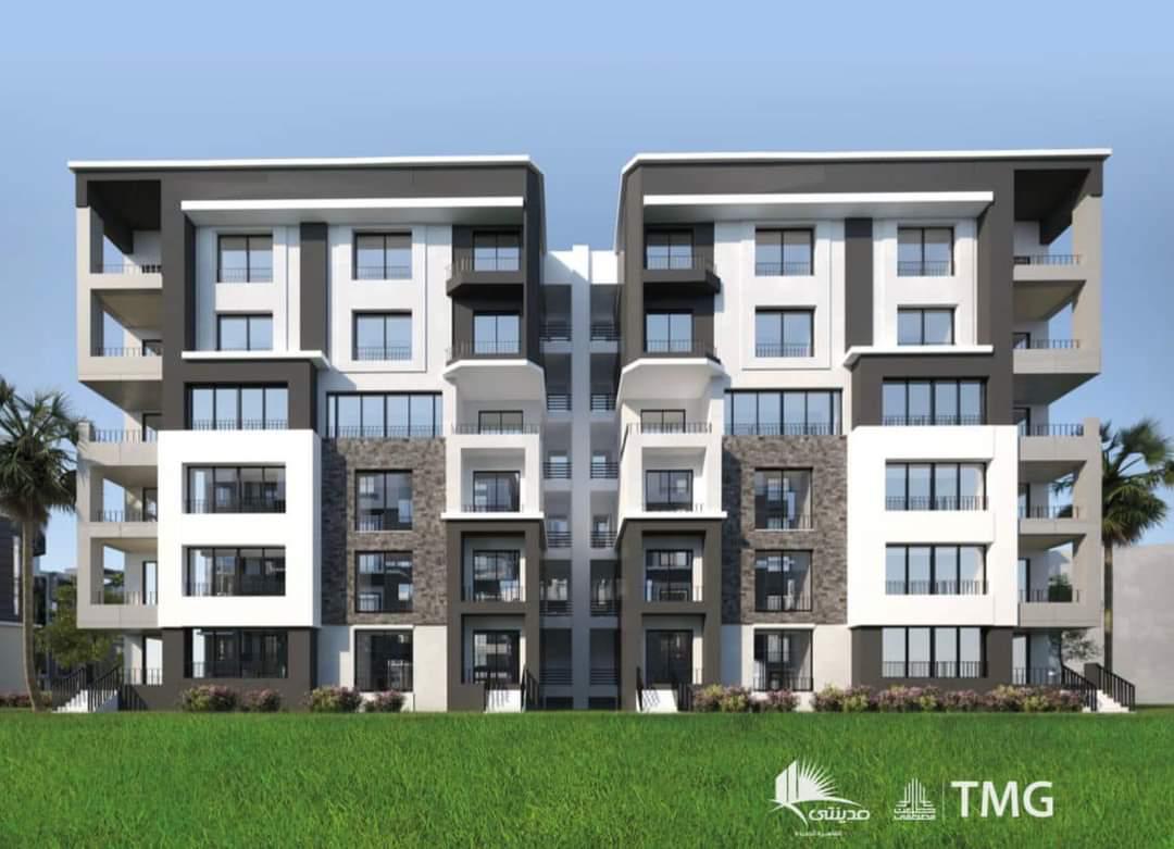 للبيع تقسيط شقة في مدينتي بمساحة 135 م2 