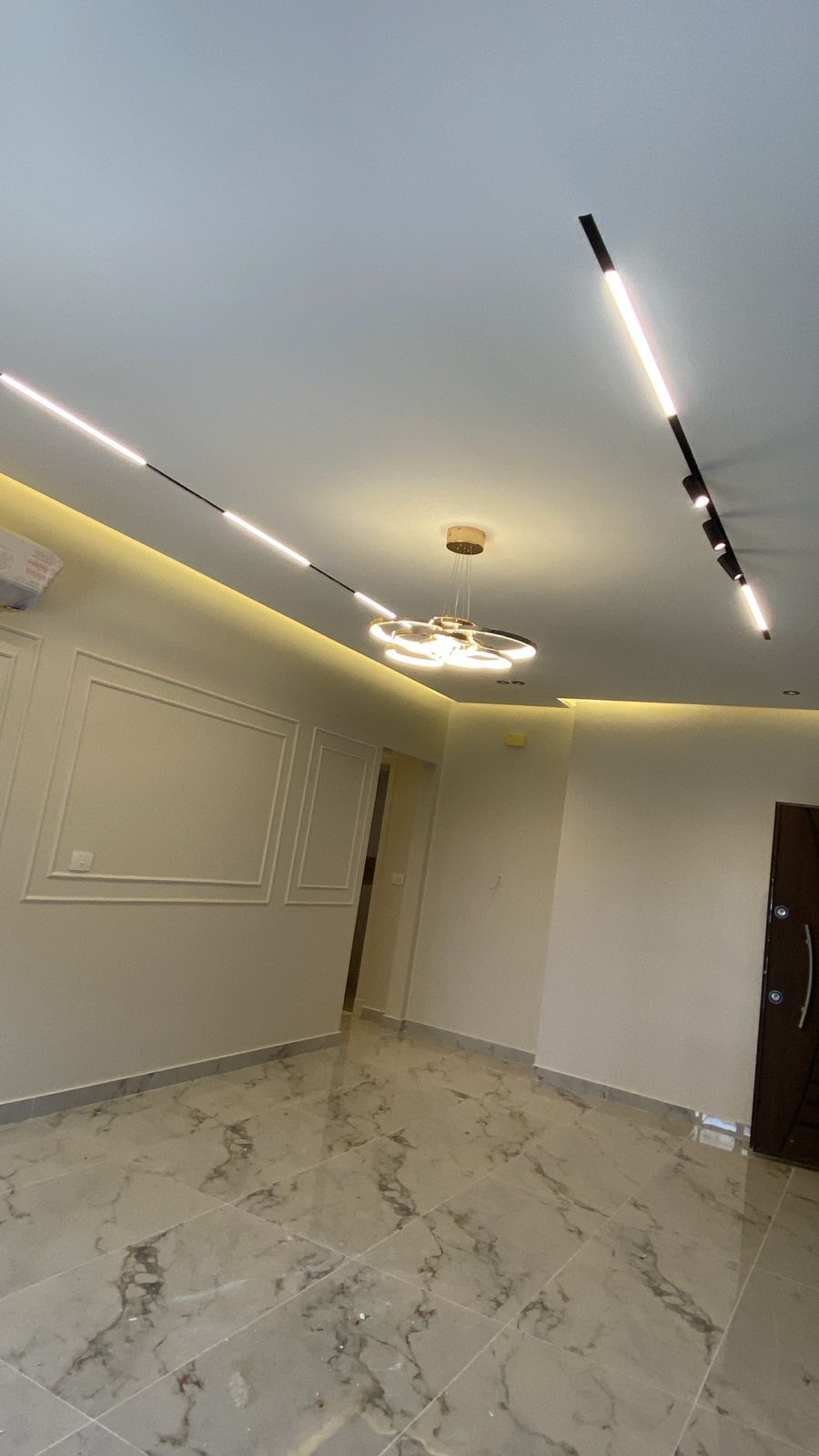 شقة في سيليا 101 م2 للبيع كاش بحري على حديقة تشطيب هاي لوكس استلام فوري 6,000,000 ج 