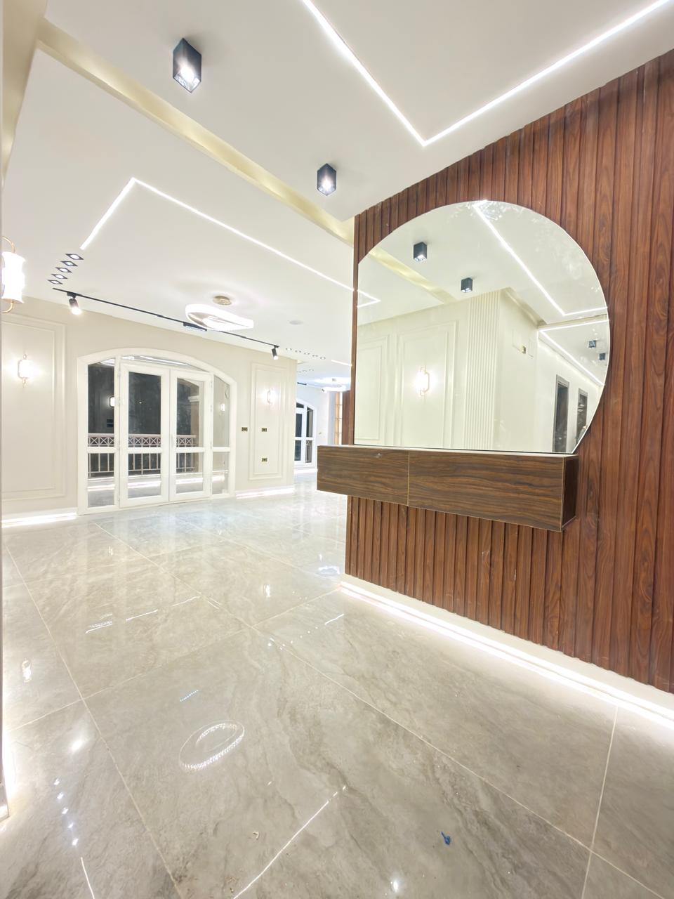 شقة في مدينتي 211 م2 للبيع كاش على حديقة كبيرة تشطيب هاي لوكس استلام فوري 12,650,000 ج 